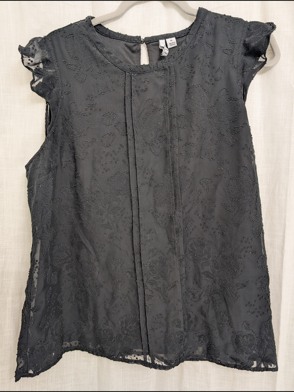 Elle XL Black Textured Sleeveless Blouse Flutter Sleeve Sheer Overlay